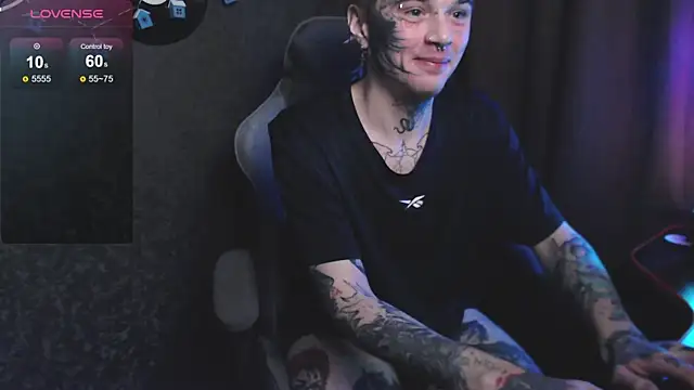 lonelycrystal online show from 01/06/25, 08:18