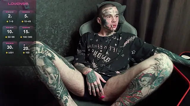 lonelycrystal online show from 09/30/25, 07:52