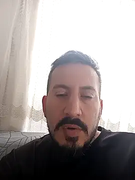 Snapshot of Karizmatikman chatting on 03/14/26, 02:33 Karizmatikman online show from 03/14/26, 02:33