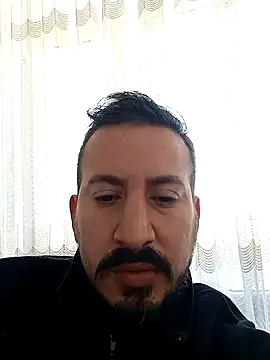 Snapshot of Karizmatikman chatting on 03/17/26, 11:46 Karizmatikman online show from 03/17/26, 11:46