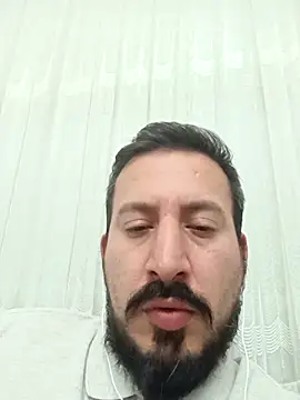 Snapshot of Karizmatikman chatting on 04/10/26, 08:13 Karizmatikman online show from 04/10/26, 08:13