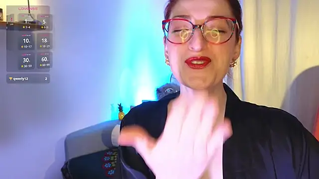 AnnaHaunter18 online show from 12/24/24, 07:00