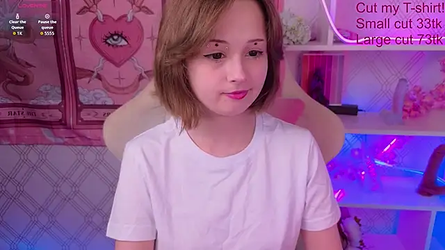 Snapshot of Mary_uw chatting on 09/25/25, 03:43 Mary uw online show from 09/25/25, 03:43