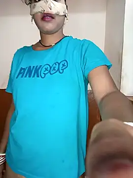 Snapshot of juhi06 chatting on 04/24/26, 01:52 juhi06 online show from 04/24/26, 01:52