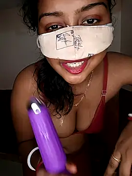 Snapshot of juhi06 chatting on 05/28/26, 10:34 juhi06 online show from 05/28/26, 10:34