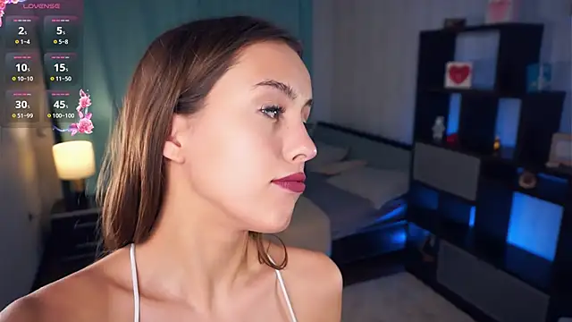 FannyHewson online show from 12/21/24, 11:13