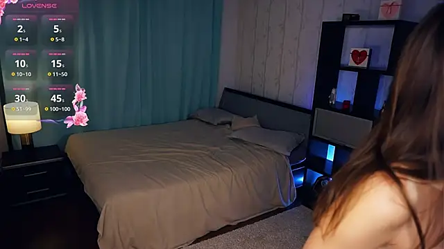 FannyHewson online show from 12/27/24, 02:36