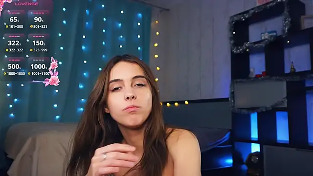 FannyHewson online show from 01/19/25, 02:57