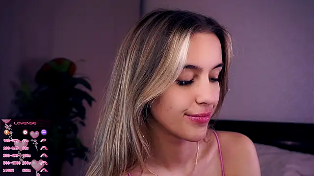 FannyHewson online show from 10/14/25, 07:47