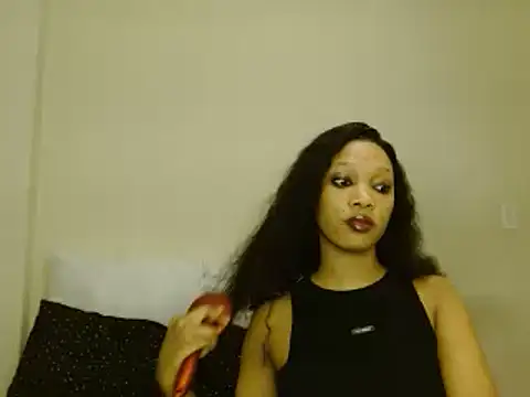 Ebony-Alender02 online show from 02/05/25, 11:12