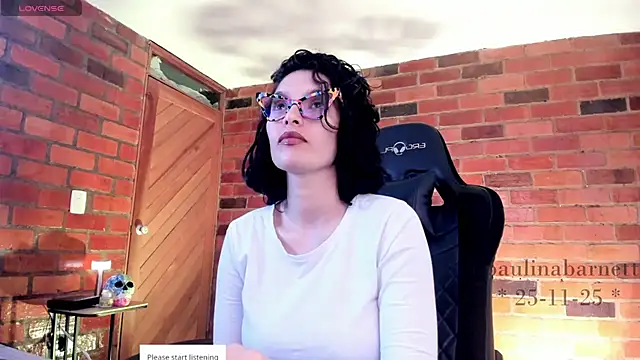 paulinabarnett- online show from 11/26/25, 02:12