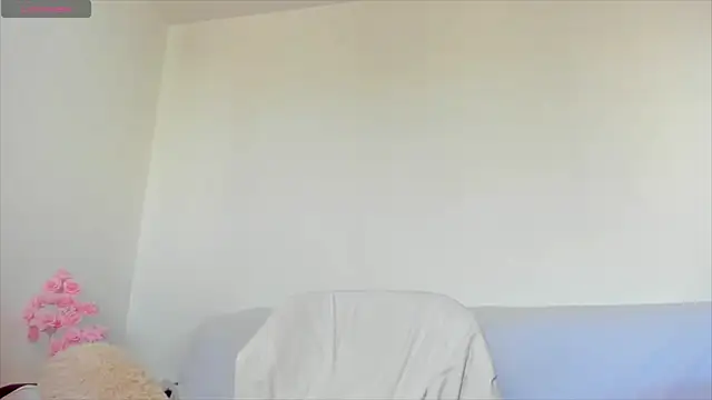 Snapshot of hornyemma__ chatting on 04/23/26, 08:35 hornyemma online show from 04/23/26, 08:35