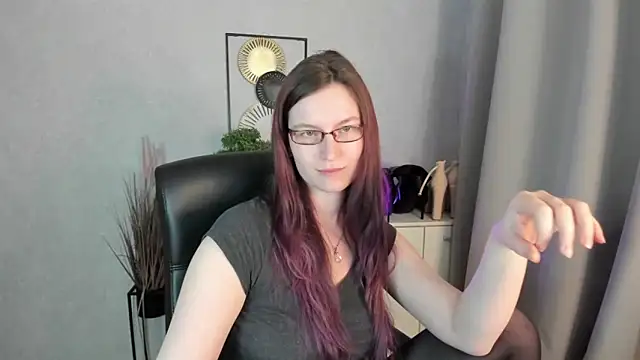 Snapshot of emmaxDelight chatting on 03/30/26, 05:36 emmaxDelight online show from 03/30/26, 05:36
