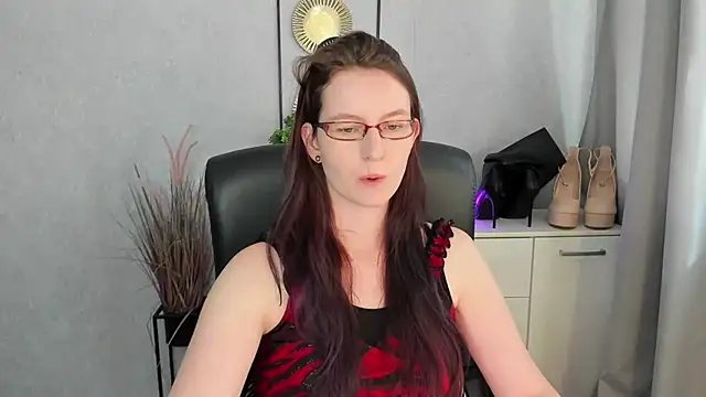 emmaxDelight online show from 07/28/26, 12:48