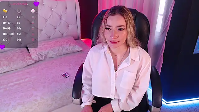zoe jones13 online show from 01/17/25, 11:49