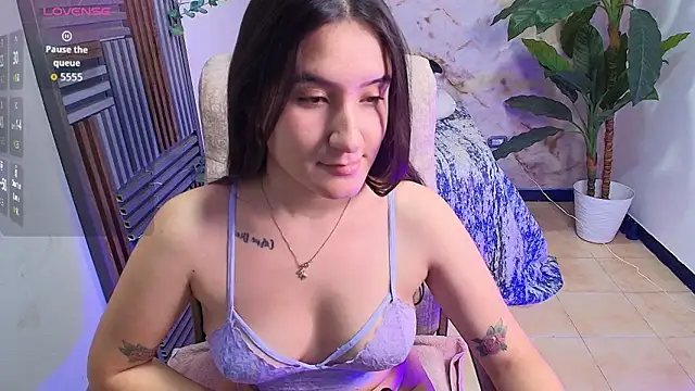 Snapshot of sweetyy_lollipop chatting on 09/25/25, 12:31 sweetyy lollipop online show from 09/25/25, 12:31