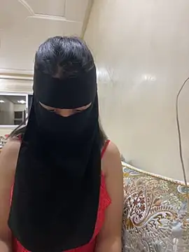 Snapshot of jijijoudia chatting on 10/13/25, 12:54 jijijoudia online show from 10/13/25, 12:54