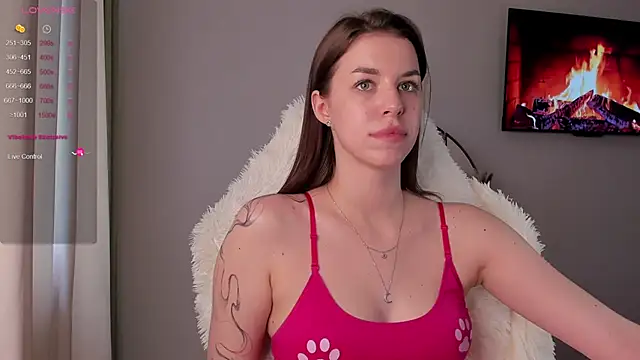 julianymphh online show from 02/19/25, 12:44