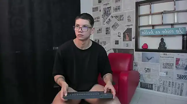 Magic boy20 online show from 12/18/24, 01:56