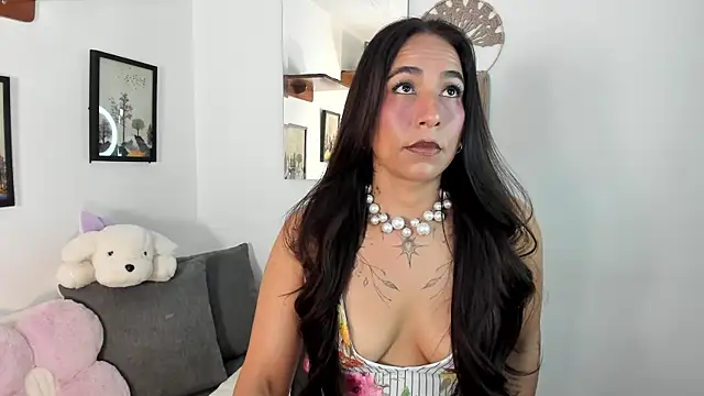 electra hunt online show from 06/06/26, 10:58