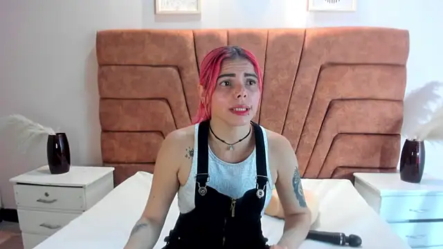 NIKI SANTANA online show from 01/28/25, 07:53