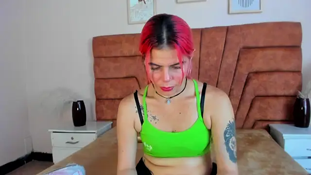 NIKI SANTANA online show from 02/07/25, 08:10