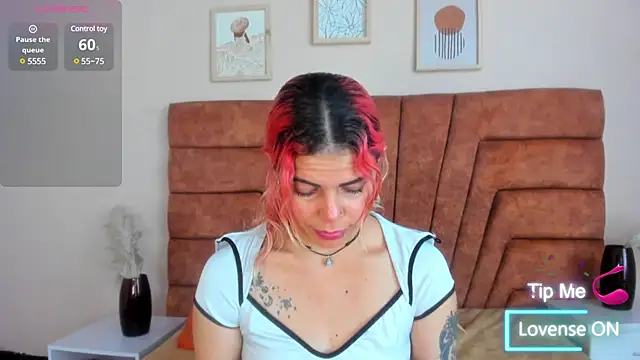 NIKI SANTANA online show from 03/04/25, 03:55