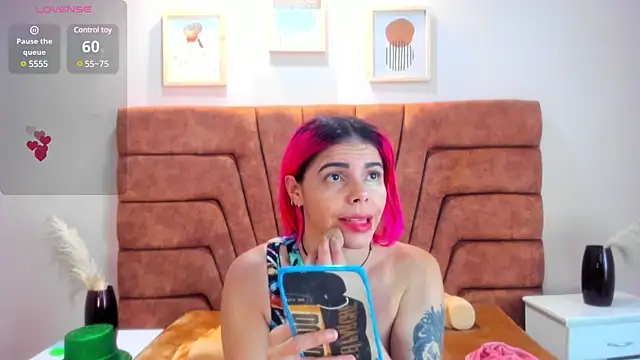NIKI SANTANA online show from 03/19/25, 04:03