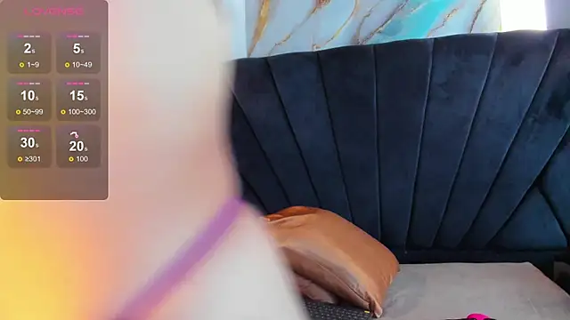 NIKI SANTANA online show from 10/16/25, 03:51