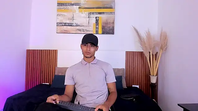 Snapshot of zander_2120 chatting on 10/09/25, 12:47 zander 2120 online show from 10/09/25, 12:47