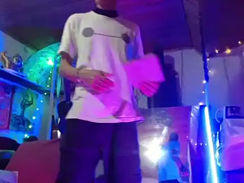 laye19 online show from 12/12/24, 02:26