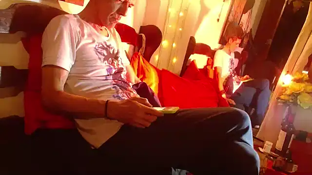 Snapshot of laye19 chatting on 03/11/26, 04:51 laye19 online show from 03/11/26, 04:51