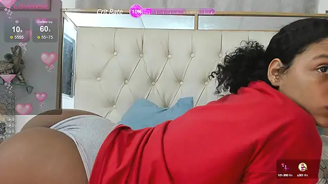 Snapshot of camila_sex_latina chatting on 12/13/24, 02:54 camila sex latina online show from 12/13/24, 02:54