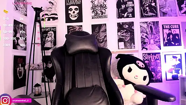 Snapshot of Lexyjoycce chatting on 11/07/25, 09:04 Lexyjoycce online show from 11/07/25, 09:04