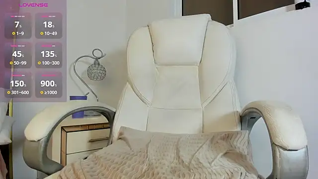 JenyWells online show from 12/10/24, 09:44