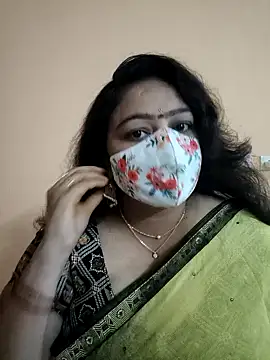 neelu-hoty online show from 12/06/24, 12:38