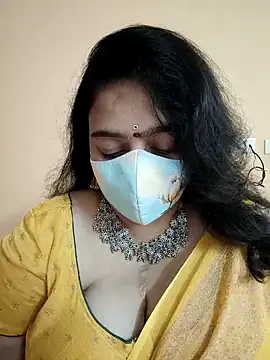 neelu-hoty online show from 12/22/24, 04:17