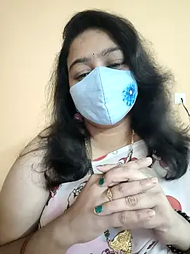 neelu-hoty online show from 12/24/24, 07:55