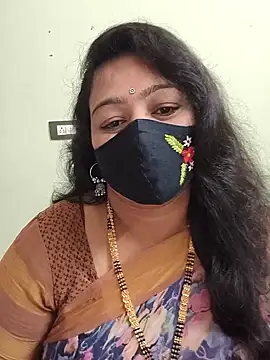 neelu-hoty online show from 10/15/25, 03:34