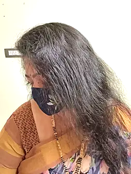 Snapshot of neelu-hoty chatting on 02/08/26, 01:14 neelu-hoty online show from 02/08/26, 01:14