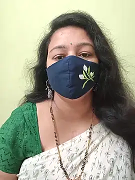 Snapshot of neelu-hoty chatting on 05/14/26, 11:39 neelu-hoty online show from 05/14/26, 11:39