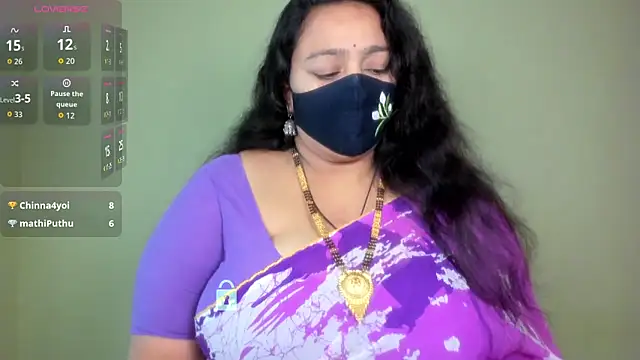 Snapshot of neelu-hoty chatting on 06/17/26, 08:17 neelu-hoty online show from 06/17/26, 08:17
