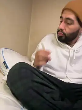 Snapshot of indosmoke chatting on 12/18/24, 06:43 indosmoke online show from 12/18/24, 06:43