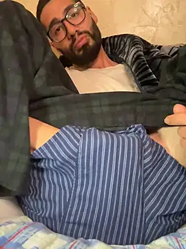 Snapshot of indosmoke chatting on 12/27/24, 06:03 indosmoke online show from 12/27/24, 06:03