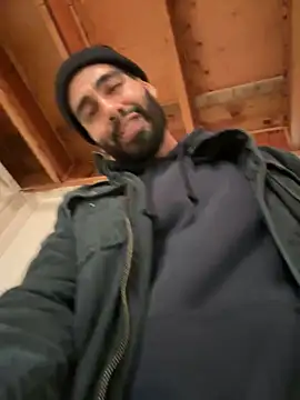 Snapshot of indosmoke chatting on 12/31/24, 01:47 indosmoke online show from 12/31/24, 01:47