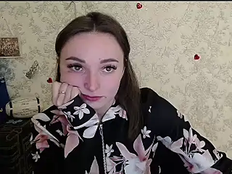  Barbie Kiss  online show from 12/02/24, 09:35
