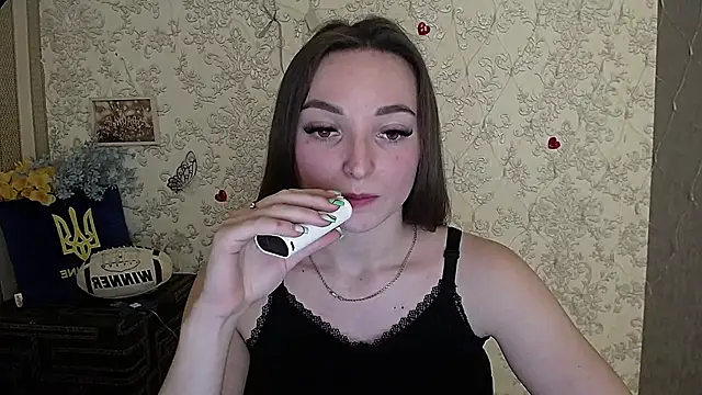 Barbie Kiss  online show from 12/18/24, 10:30
