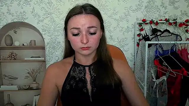 Snapshot of _Barbie_Kiss_ chatting on 09/22/25, 09:44 Barbie Kiss online show from 09/22/25, 09:44