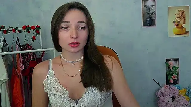 Snapshot of _Barbie_Kiss_ chatting on 12/13/25, 10:26 Barbie Kiss online show from 12/13/25, 10:26