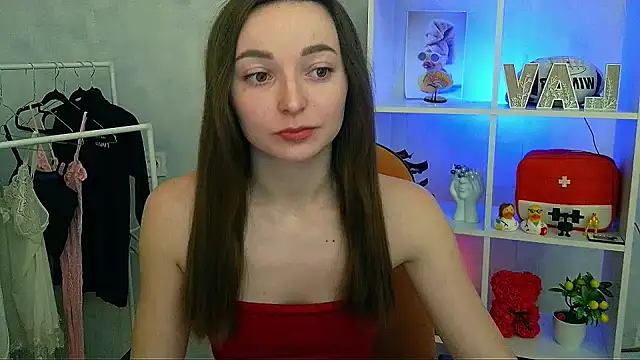  Barbie Kiss  online show from 02/27/26, 09:42